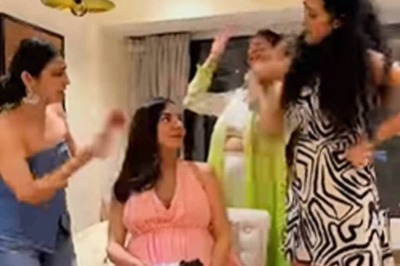 Mom-To-Be Shraddha Arya’s Fun Session With Her Girlfriends Is Too Good To Miss