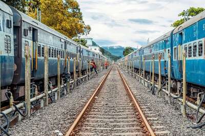 Indian Railways Update: IRCTC Cancels 147 Trains Today on November 9; Check Full List
