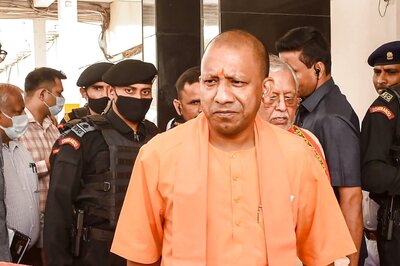 ‘Sports Ground in Every Village’: CM Yogi Adityanath Says Athletes’ Contribution Will Be Ensured in New UP
