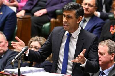 British PM Urges Upper House to Pass Controversial Rwanda Migrants Plan