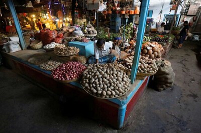 Earnings, Spending Take a Hit Across India Post Demonetisation