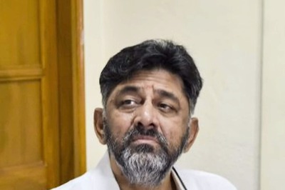 BJP Shares Video of Shivakumar 'Coughing' During Protest, Says 'Hell Bent on Increasing Covid Cases'