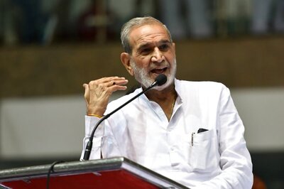 SC to Consider Urgent Hearing of Sajjan Kumar's Bail Plea in 1984 Anti-Sikh Riots Case