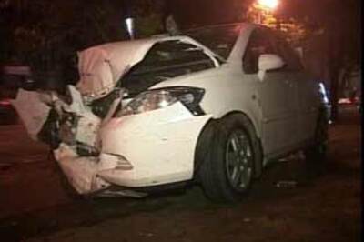 Two injured in mishap on Bandra-Worli Sealink