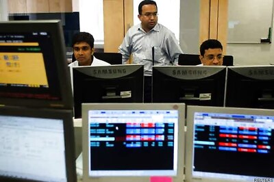 Nifty ends below 7300; Coal India & Maruti gain 5%, IT dips