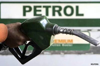 Petrol prices may be slashed by up to Rs 2 from May 1