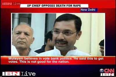 Mulayam under fire for defending rapists