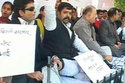 Parents -school deadlock over fee hike continue