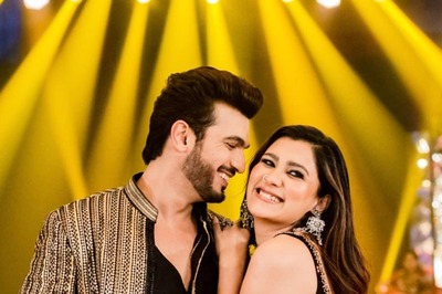 Aastha Gill and Arjun Bijlani Come Together for Navratri Special Song Saawariya, See Photos