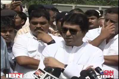 Chavan is incompetent Chief Minister: Raj Thackeray
