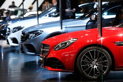 Automakers go beyond luxury; seek software expertise for premium cars