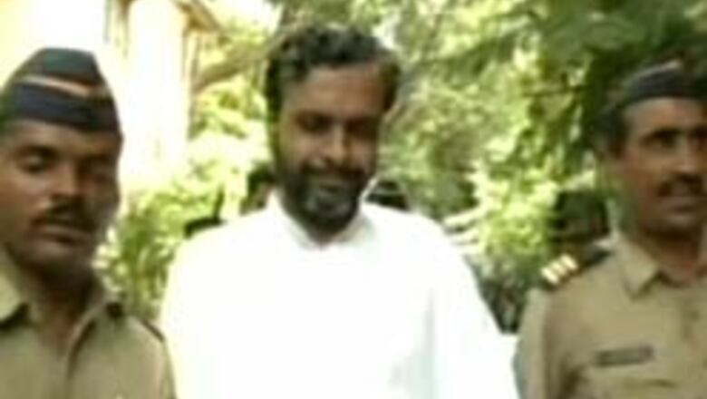 Pravin Mahajan testifies, denies shooting Pramod