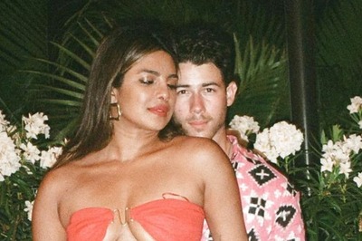 Priyanka Chopra Looks Hottest As Nick Jonas Drops An Unseen Picture With His 'Lady In Red'