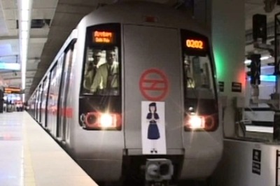 Depressed Over Unemployment, Delhi Man Kills Children Before Jumping in Front of Metro Train