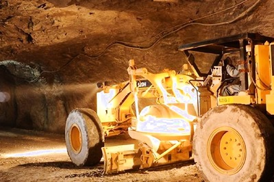 Hindustan Zinc Rises 2% After Refined Metal Output Hits Record High in Q4