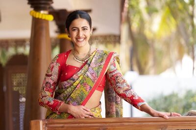 Niharika Konidela Serves Elegance In Kalamkari Red Saree And No-makeup Look