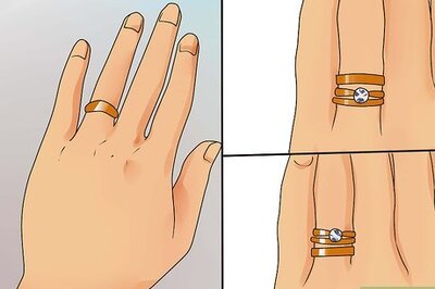 How to Wear a Wedding Ring