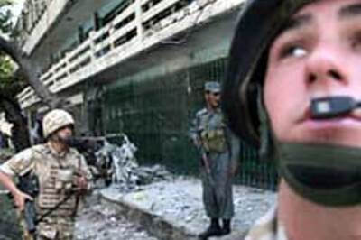 Suicide bomb kills 13 in Kabul