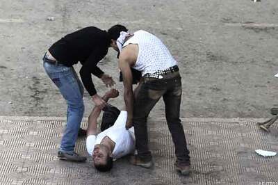 One dead, many wounded in Cairo cathedral clashes