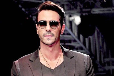 You'll see me romancing with my guitar in 'Rock On 2', reveals Arjun Rampal