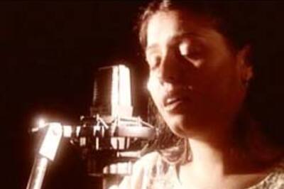 I'd love to go international: Sunidhi