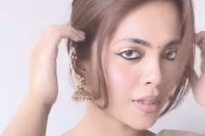 Internet Just Can't Get Over Deepika Padukone's Lookalike; Seen Yet?