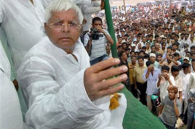 BJP wants Lalu sacked for anti-Advani remarks