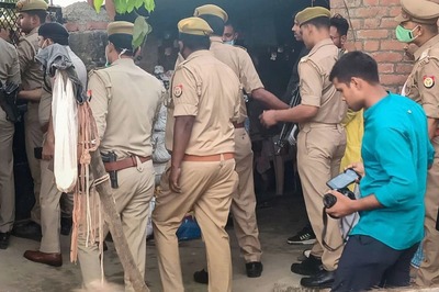 Prayagraj Killings: TMC Alleges 'Massive Cover-up', Says Victims Were Raped Before Being Killed