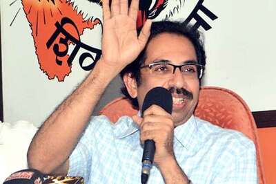 Shiv Sena distributes knives to women for 'protection'