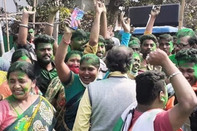 TMC Decimates Opposition in Bengal Civic Polls, Wins 102 of 108 Municipalities