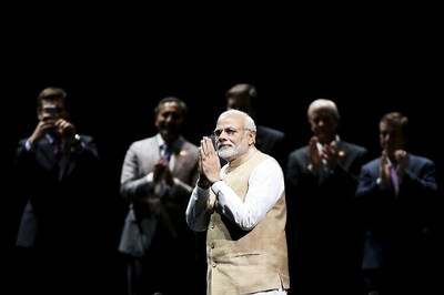 Congress, BJP spar as Modi attacks Robert Vadra over corruption allegations