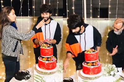 Shahid Kapoor to Spend His Birthday on Jersey Sets