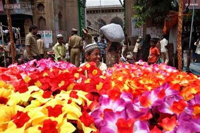 On Eid eve, sellers dictate prices in Srinagar