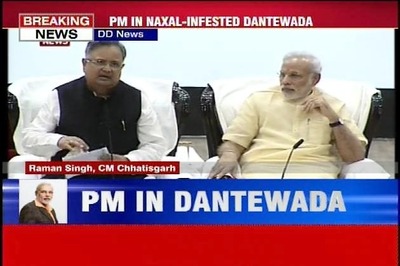 Modi talks of development in Chhattisgarh even as Naxals hold over 400 villagers hostage