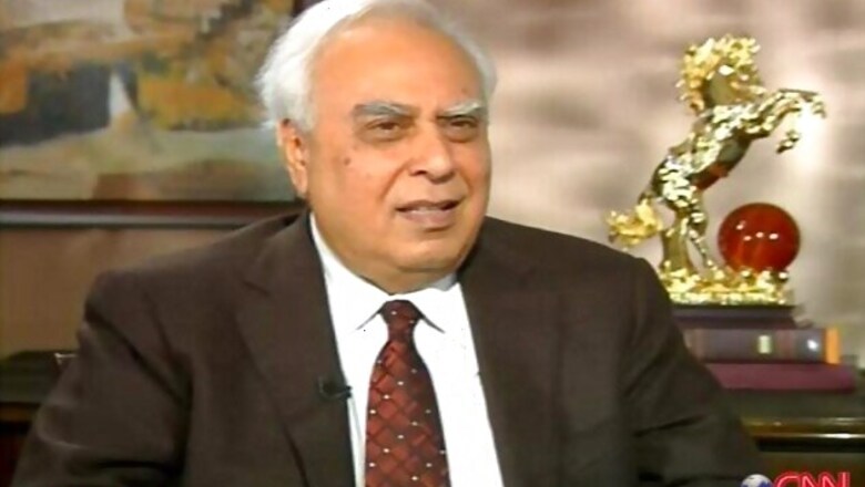 IT, infrastructure needed to reduce pending court cases: Sibal