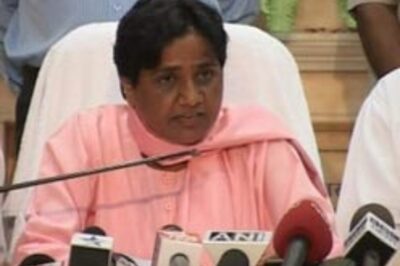 Maya won't hurt 'dead' Mulayam