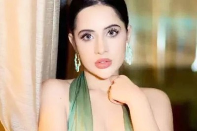 Uorfi Javed Gives a Savage Reply To Social Media User Who Offered To Send Her Clothes: 'Let Me Give You...'