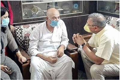 Nana Patekar Visits Sushant Singh Rajput's Home in Patna, Meets His Father