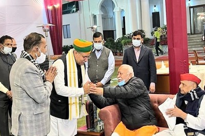 'S for Sanghwad?' Mulayam Singh Yadav's Photo With Mohan Bhagwat Spices Up UP Politics Cauldron