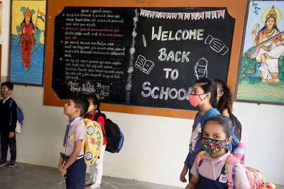 Maharashtra: Amid Omicron Scare, Ahmednagar Issues 'No Vaccine, No Entry' Order