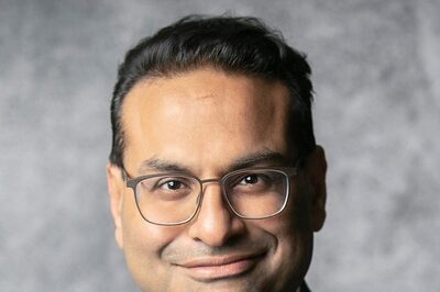 New Starbucks CEO Laxman Narasimhan Assumes Charge, Howard Schultz Steps Down Ahead Of Schedule