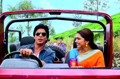 Shah Rukh, Deepika Padukone's outfits in 'Chennai Express' to be auctioned