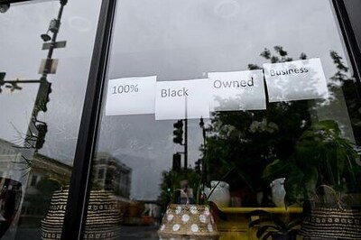 Small but mighty, a Washington florist battles back in the pandemic