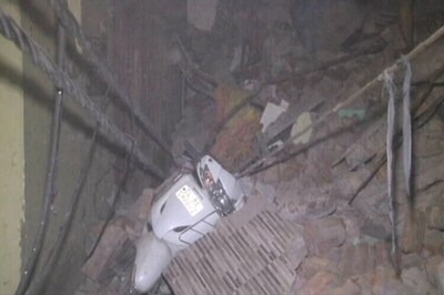 Four-storey building collapses in Delhi, many feared trapped
