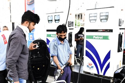 Petrol, Diesel Prices Remain Unchanged On March 20; Check Fuel Rates Here
