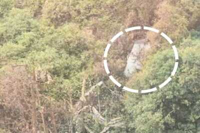 Sukhoi-30 Crash: Black Box Recovered, no Word on Missing Pilots