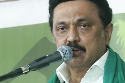 Tamil Nadu CM Greets Party Members, Asks Them to Desist from Meeting Him on Pongal