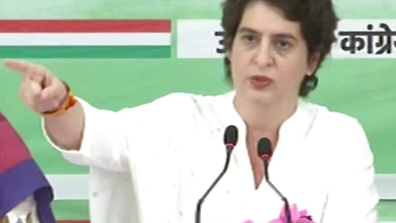 UP Polls: Priyanka Gandhi Promises Rs 10,000 Honorarium for ASHA and Anganwadi Workers If Voted to Power