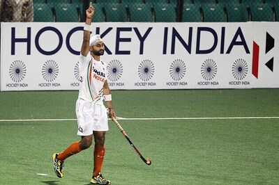 'India to play on blue turfs before Olympics'