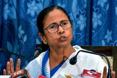 Under 'Karma Sathi' Scheme, Mamata to Provide Motorcycles to 2 Lakh Youths in Bengal